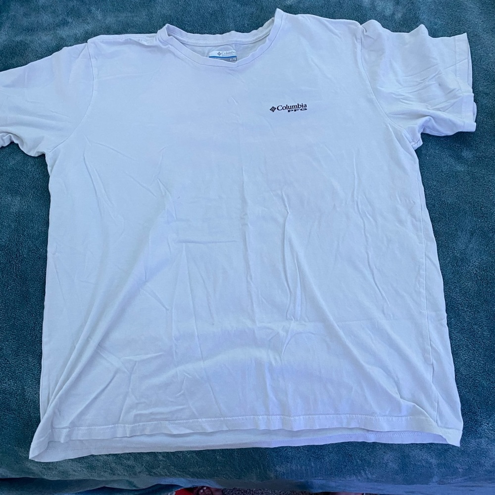Women’s Columbia t-shirt